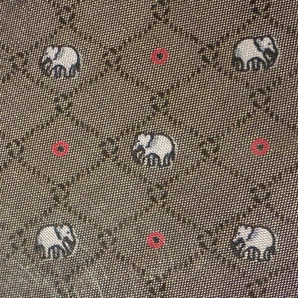 New SI Men's Club 100% THAI SILK Dress Neck Tie Necktie Elephants Gift Box
